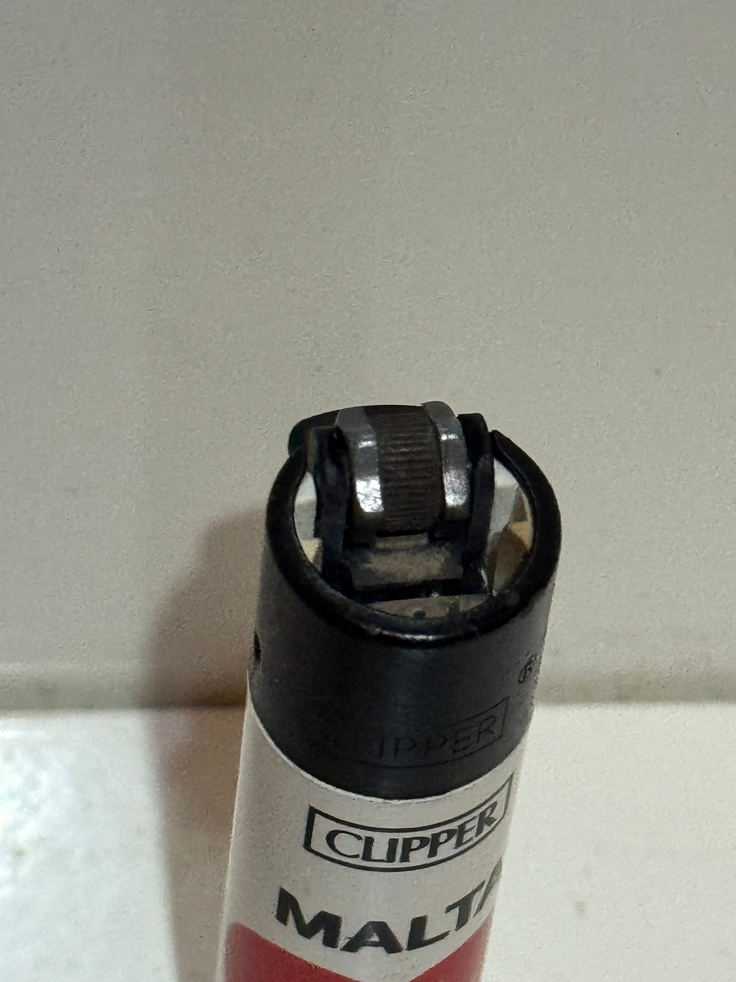 Clipper Maltese cross lighter – Malta souvenir, red heart design
