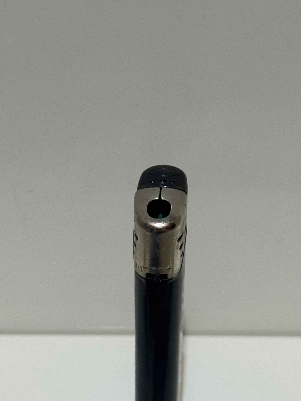 Collectible I Love Paris Souvenir Lighter - Elegant Black Classic for Enthusiasts