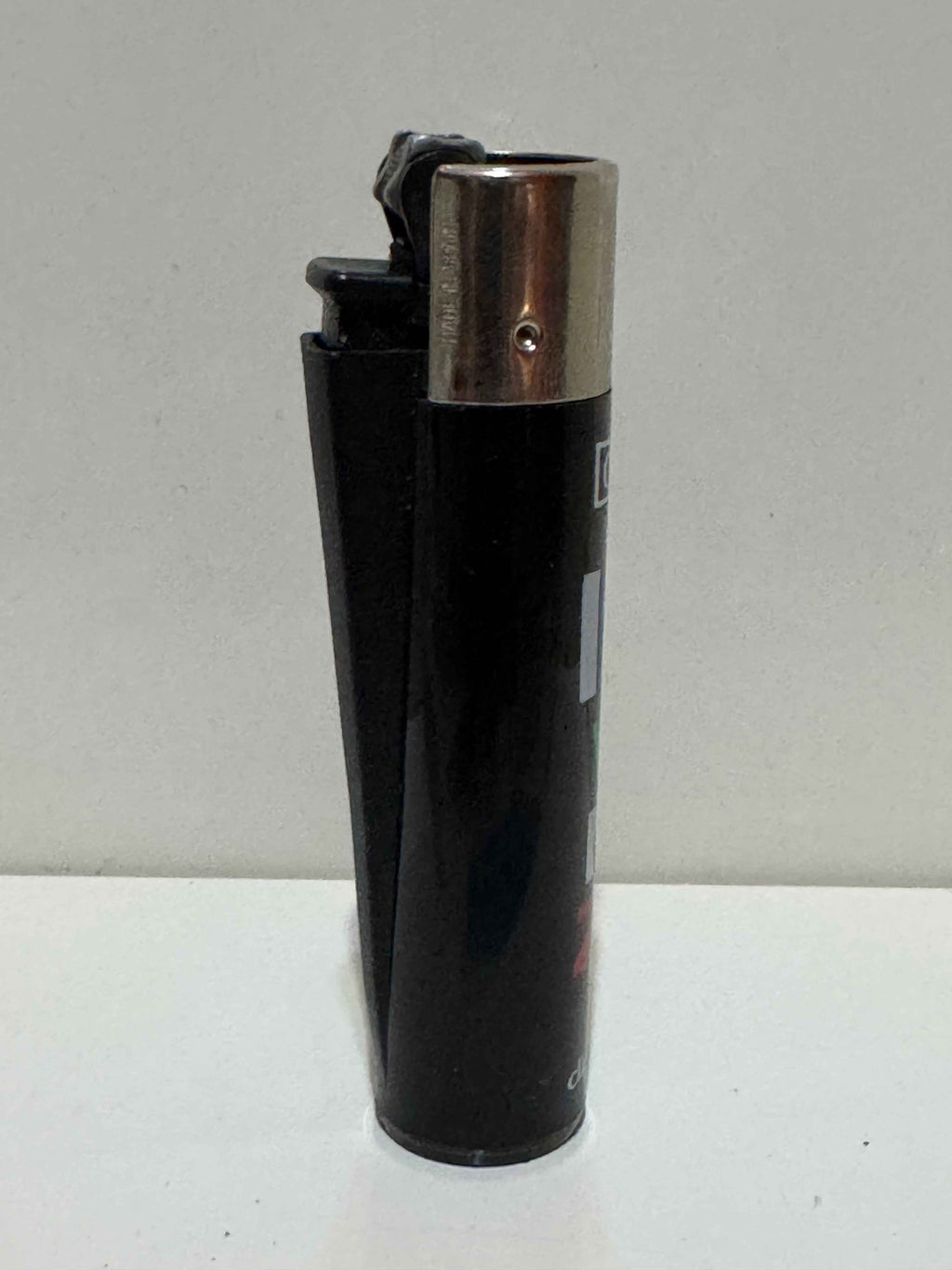 Clipper I Love Venice Lighter – Chic Black and White Collectible