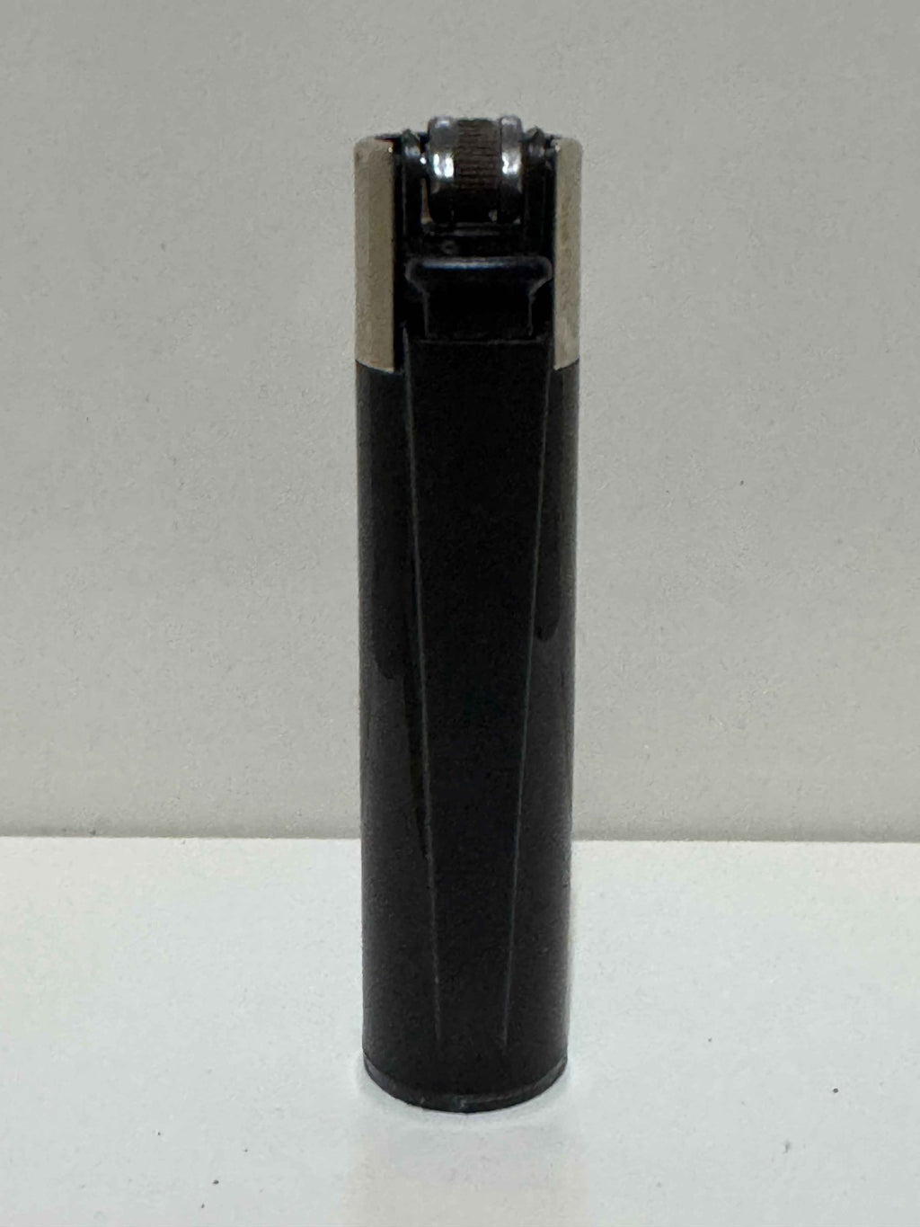 Clipper I Love Venice Lighter – Chic Black and White Collectible