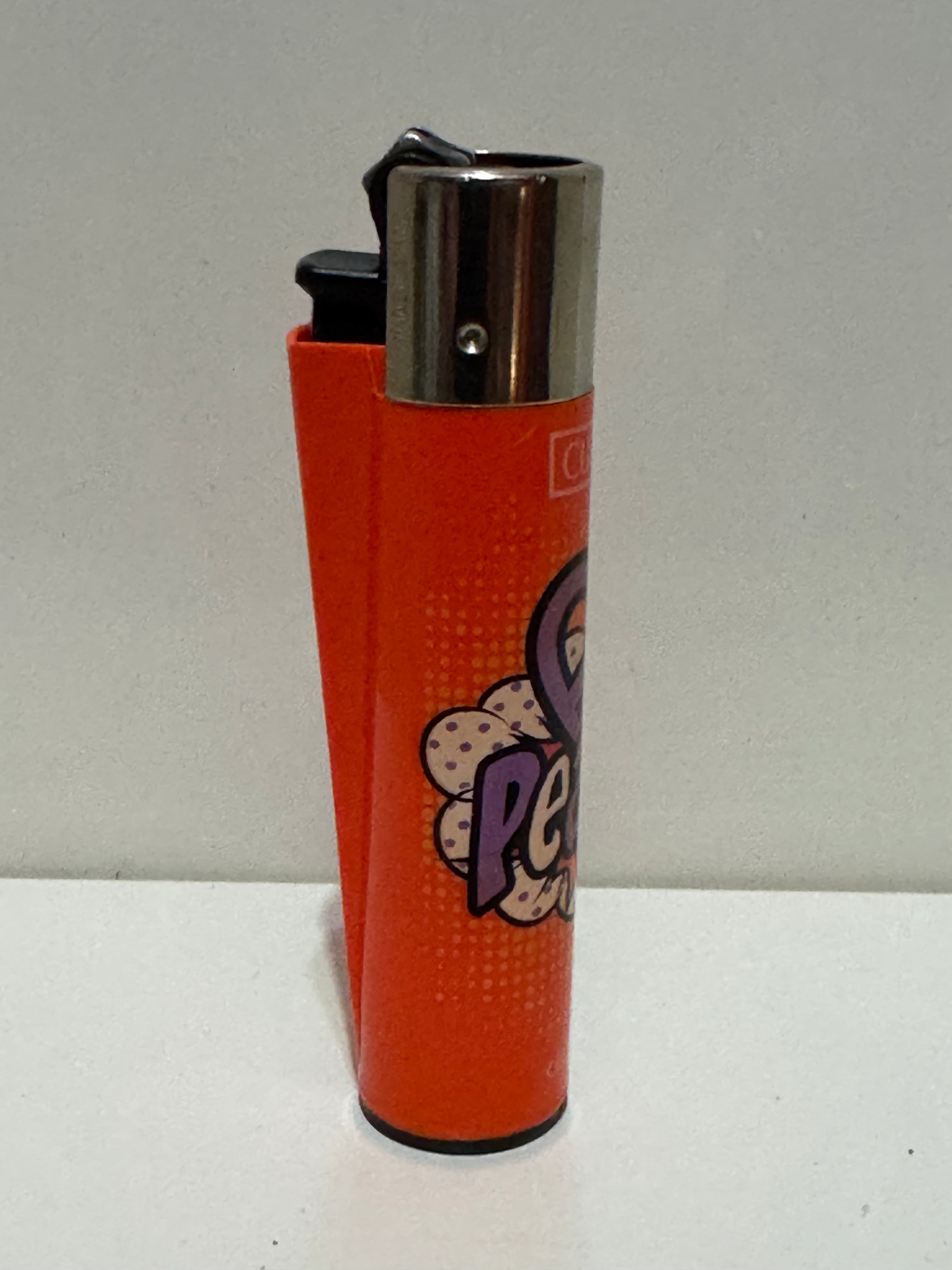 Clipper Peace retro lettering lighter – orange and red