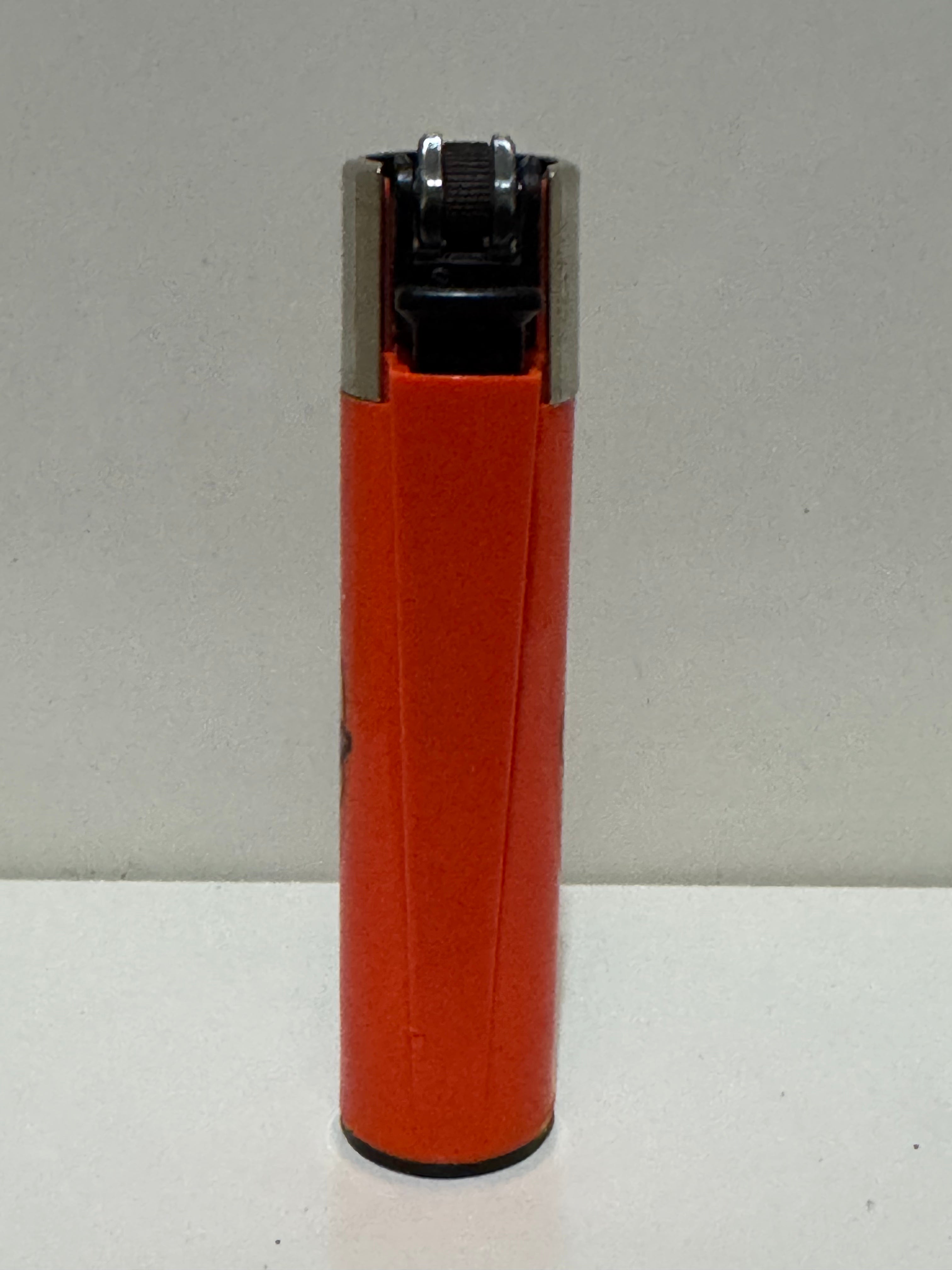 Clipper Peace retro lettering lighter – orange and red