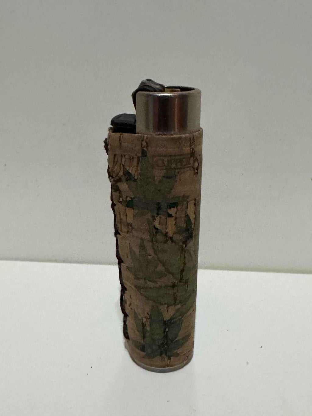 Clipper cork-effect lighter – brown vintage wrap