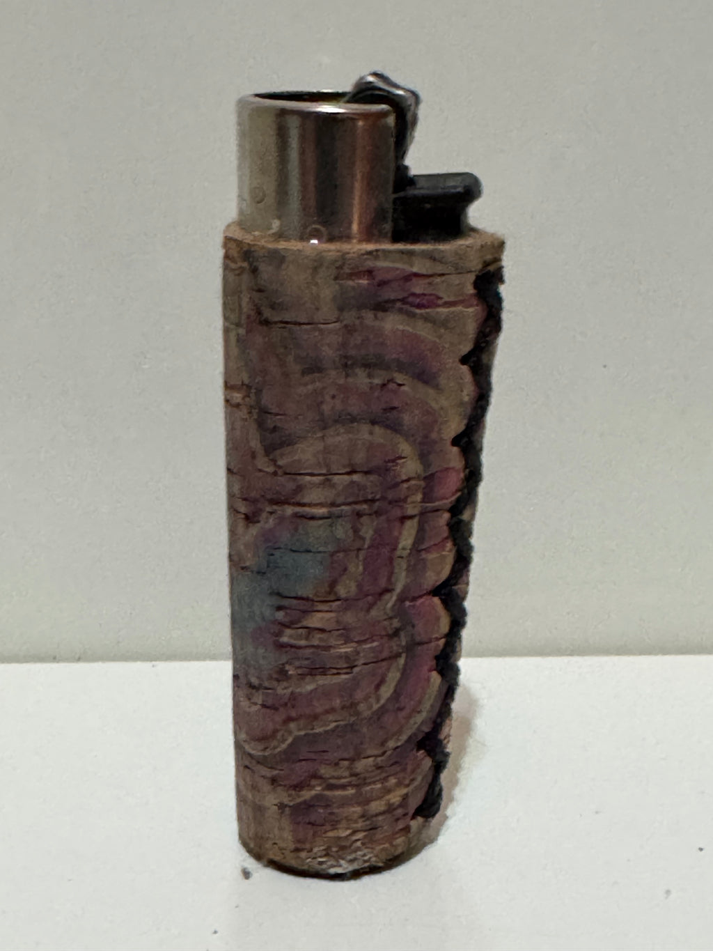 Clipper cork-effect lighter – purple wrap