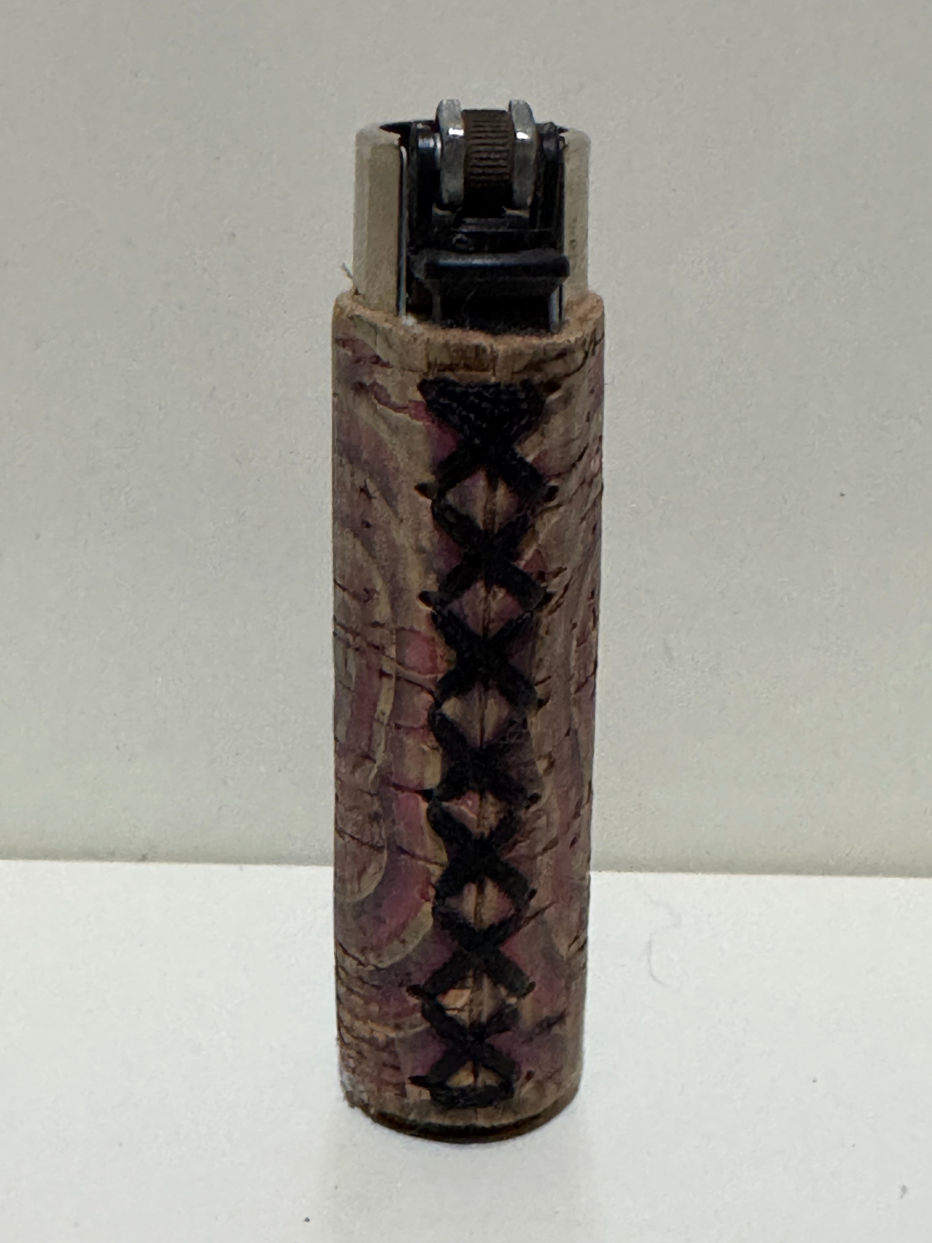 Clipper cork-effect lighter – purple wrap